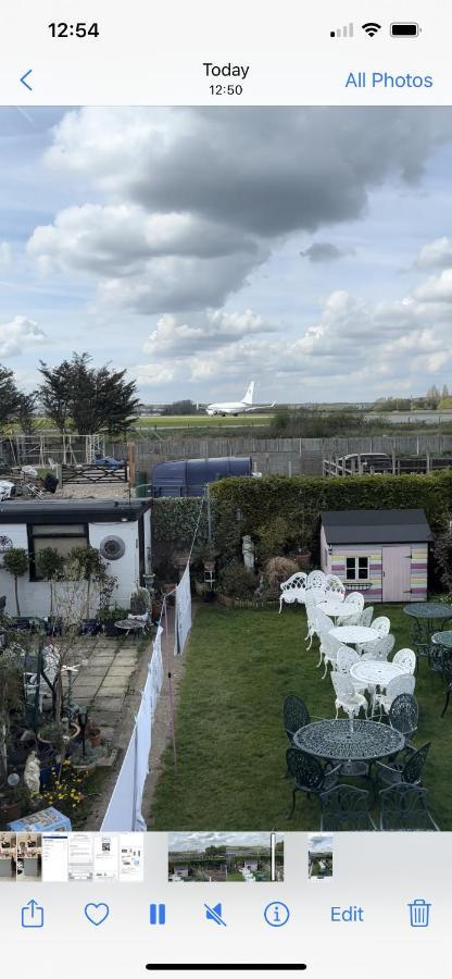 Southend Airport Bed & Breakfast Rochford Eksteriør billede