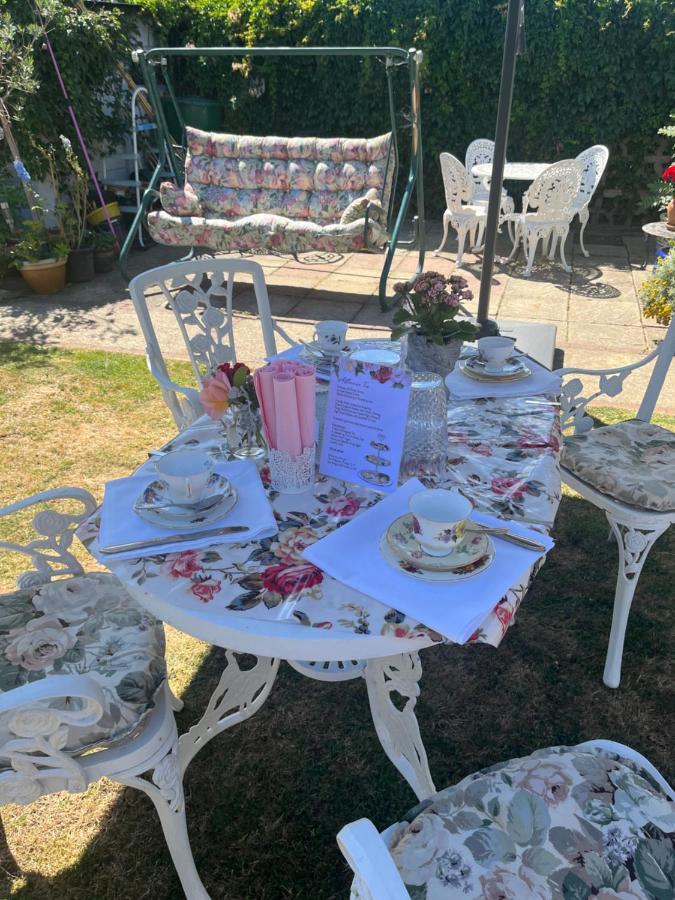 Southend Airport Bed & Breakfast Rochford Eksteriør billede