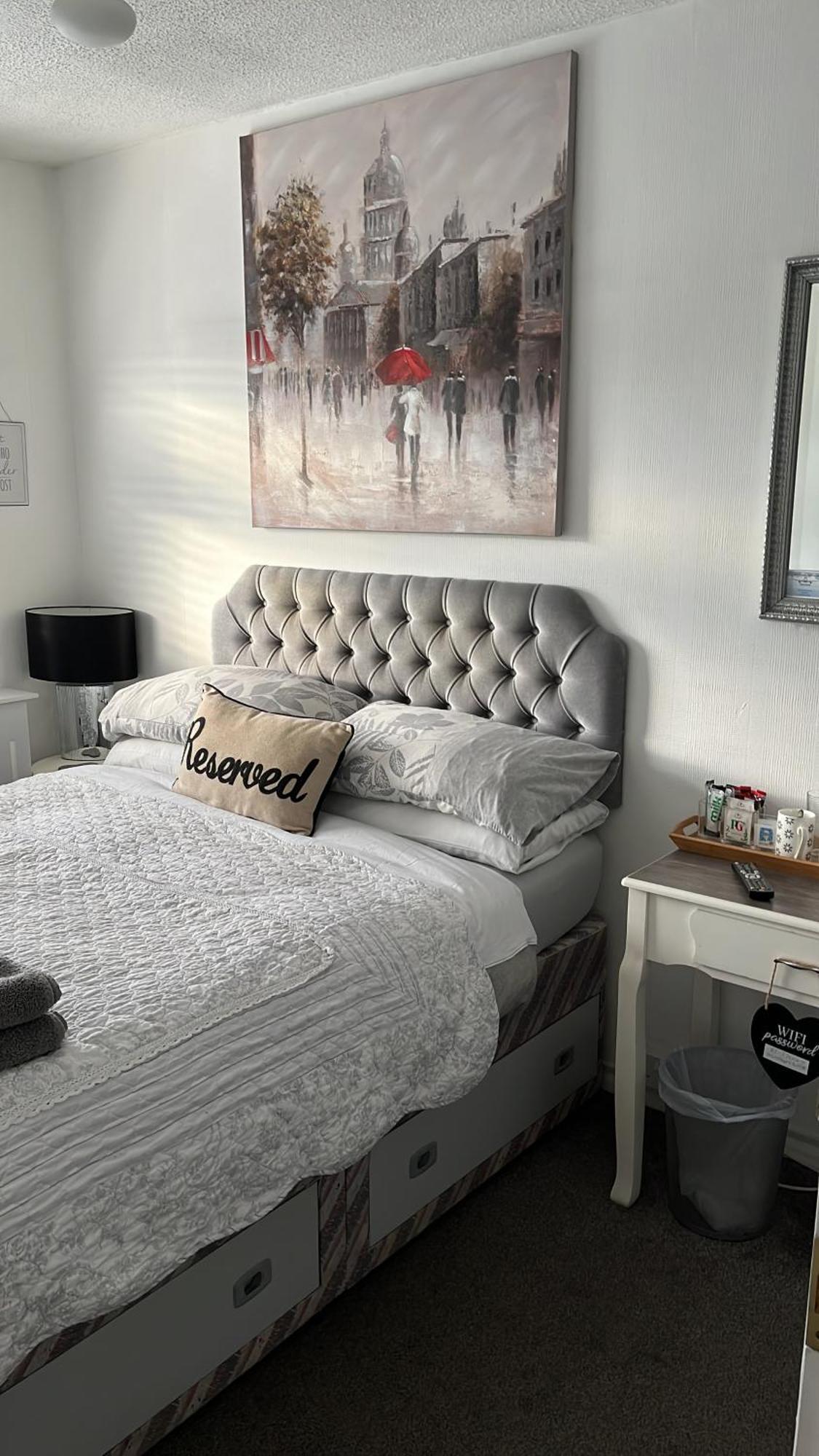 Southend Airport Bed & Breakfast Rochford Eksteriør billede